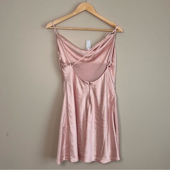 Revolve Tularosa Noah Cowl Neck Satin Mini Dress in Blush Pink Size Medium - Picture 4 of 8